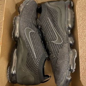 Air Vapormax Flyknit 2021 FK “Triple Black” Mens Size 13
